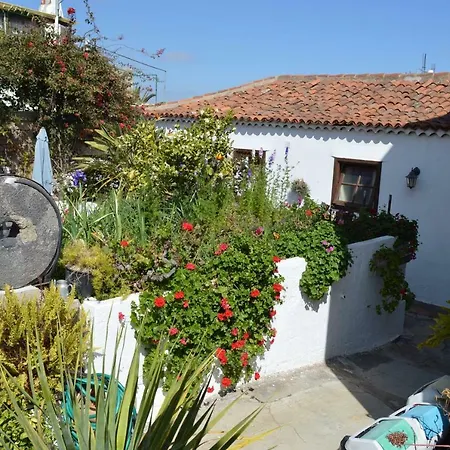 El Patio Del Naranjo Country house